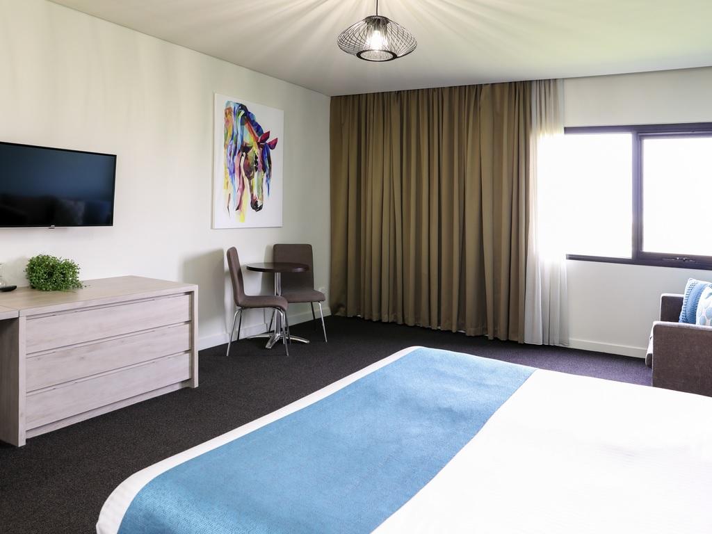 Hotel Mantra Melbourne Melton Exterior foto