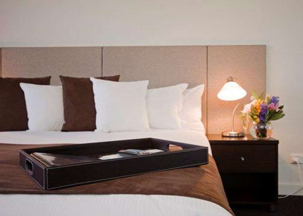 Hotel Mantra Melbourne Melton Habitación foto